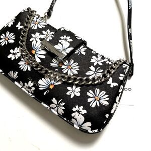 NWT Original ALDO Floral Shoulder Bag Baguette Black White Chain Daisy Daisies